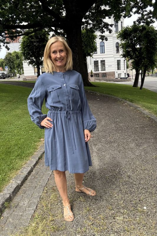 Mw Franco kjole i flott kvalitet.